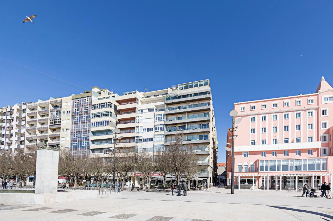 Seaside View 2Br In Povoa By Lovelystay ポボア・デ・バルジン エクステリア 写真
